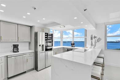 Fully Renovated Oceanfront Condo at Singer Island.
Experience