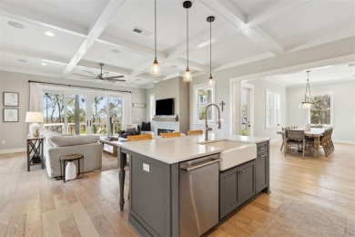 Welcome home to Oyster Bay Harbour! Enjoy breathtaking sunrise