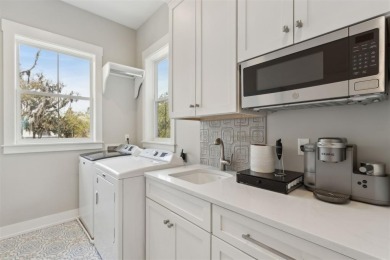 Welcome home to Oyster Bay Harbour! Enjoy breathtaking sunrise