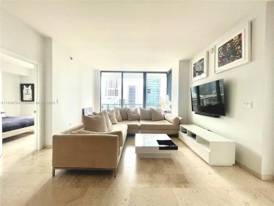 Located in the heart of Brickell this stunning 2bed/2bath