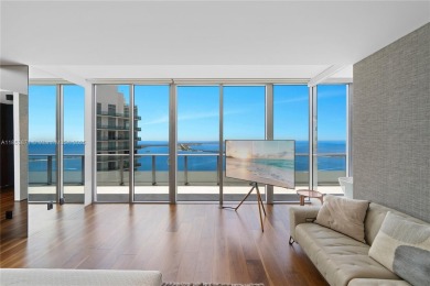 EXQUISITELY REDESIGNED TWO-STORY PENTHOUSE BY TOGU DESIGN &