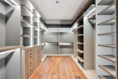 EXQUISITELY REDESIGNED TWO-STORY PENTHOUSE BY TOGU DESIGN &