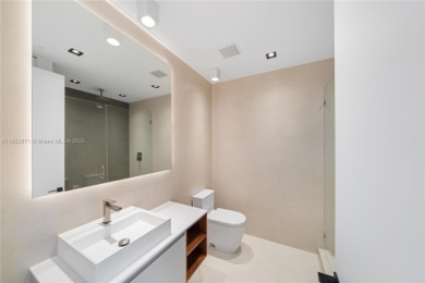 EXQUISITELY REDESIGNED TWO-STORY PENTHOUSE BY TOGU DESIGN &