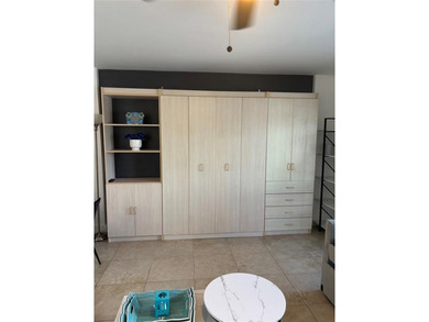 LUXURY STUDIO IN PREMIER INTRACOASTAL HIGH-RISE--FULLY FURNISHED