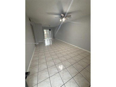 Prime Location in Kendall! Beautiful 2-bedroom condo. Enjoy a