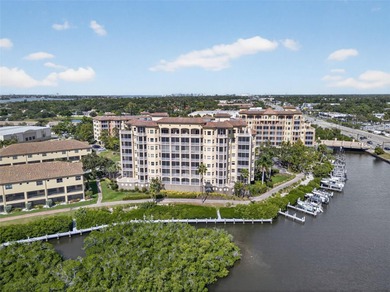 LUXURY PENTHOUSE WITH PRIVATE BOAT SLIP, OVER 1,000 SQFT TERRACE