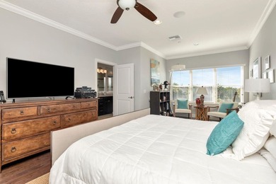 Stunning Waterfront Property in a Gated Community



Built