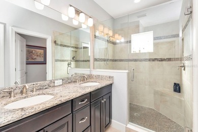 Stunning Waterfront Property in a Gated Community



Built