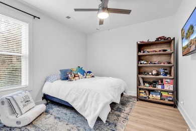 Come and visit Marshland Park where you will find 39 Lazy