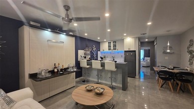 ABsolutely gorgeous 1 bedroom 1 bath in a veyr beautiful and