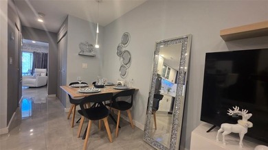 ABsolutely gorgeous 1 bedroom 1 bath in a veyr beautiful and