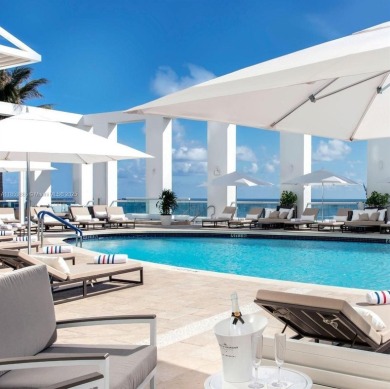 Experience breathtaking sunrise-to-sunset views over Fort