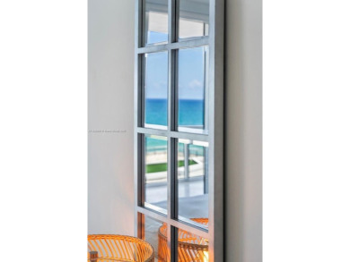 LARGEST OCEANVIEW TERRACE in building, space for large dining