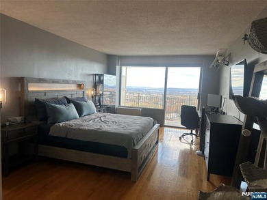 Great opportunity to buy in The Colony a sought after white