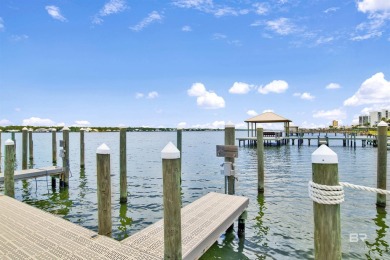 Three-bedroom, three-bath unit with beautiful views of Little