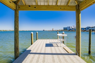 Three-bedroom, three-bath unit with beautiful views of Little