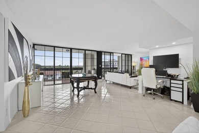 RARE, BEAUTIFUL RENOVATED OPEN 3 BREDROOM, 2 BATHROOM, CORNER