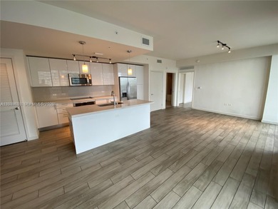 Spacious corner unit with beautiful water and city views from