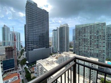 Spacious corner unit with beautiful water and city views from