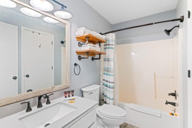 Looking for a Fully Furnished Condo on Indian Point that is lake