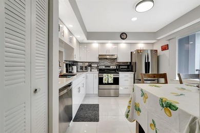 Beautifully upgraded Nandina Model - the largest 1 bed, 1.5 bath