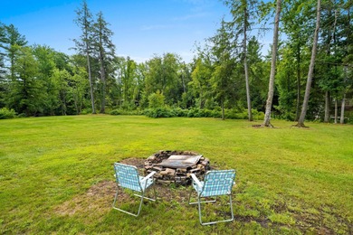 Unique 2 BR/1Ba cabin and property near the intersection of Hwys