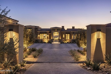 Secluded in Silverleaf's exclusive Horseshoe Canyon, this 12,128