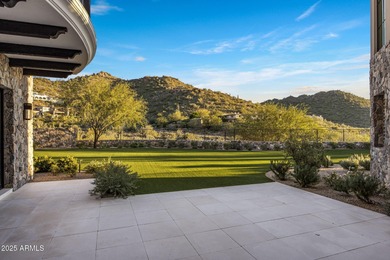 Secluded in Silverleaf's exclusive Horseshoe Canyon, this 12,128