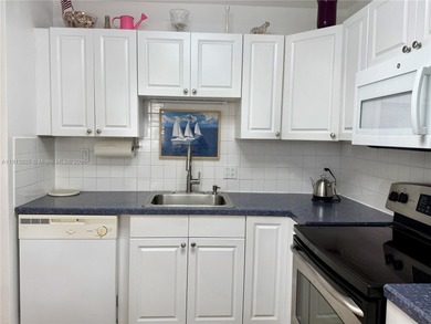 Charming 1 Bed 1 Bath Unit on the 1st floor is For Sale in 45+