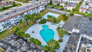 Charming 1 Bed 1 Bath Unit on the 1st floor is For Sale in 45+