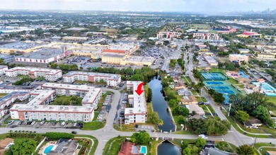 Charming 1 Bed 1 Bath Unit on the 1st floor is For Sale in 45+