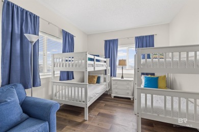 PRICED TO SELL! DON'T MISS THIS ONE. Welcome to Paradise. Direct