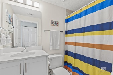 PRICED TO SELL! DON'T MISS THIS ONE. Welcome to Paradise. Direct