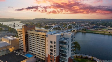 RIVERFRONT luxurious 2 bed/2 bath, 7th floor condo home in the