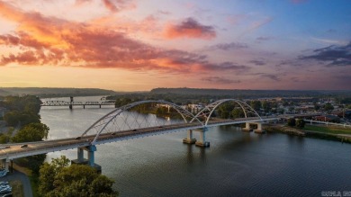 RIVERFRONT luxurious 2 bed/2 bath, 7th floor condo home in the