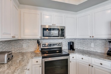 Welcome to your elegant retreat in the heart of Destin at 15200