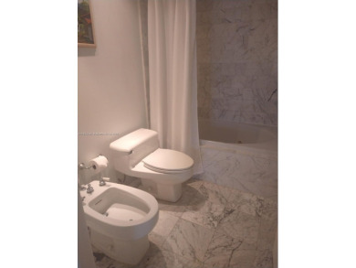 BEST DEAL FOR A 1 BED1.5 BATHS, AT THE BUILDING !! BEST PRICE !!