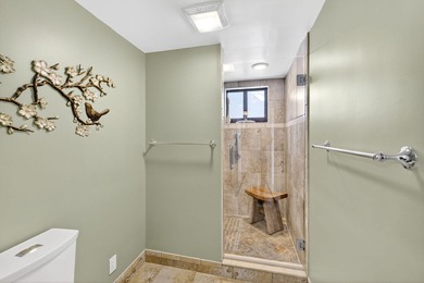 Exceptional corner unit on a premier point location with