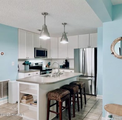 Island elegance meets modern comfort at Villa Capriani. Unit