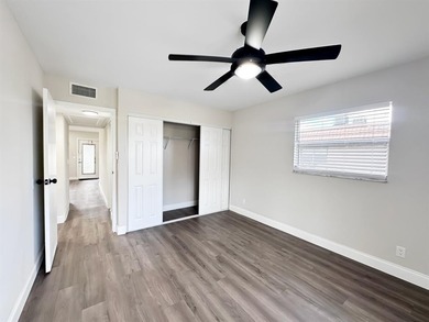 55+ Fully renovated 2/2 condo In the heart of Delray Beach IN