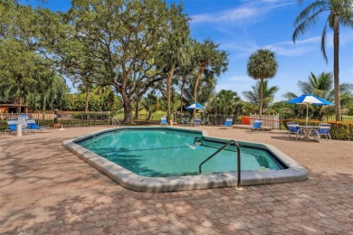 This beautifully updated 1 Bed / 1 Bath unit offers breathtaking