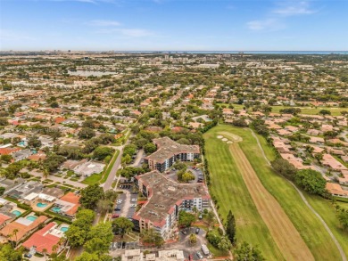 This beautifully updated 1 Bed / 1 Bath unit offers breathtaking