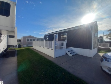 A  very nice one bedroom, bathroom and completely remodeled