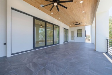 One or more photo(s) has been virtually staged. Newly completed