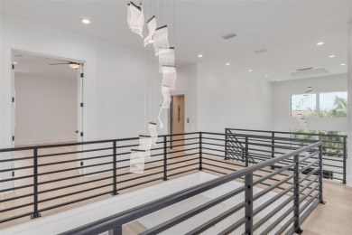 One or more photo(s) has been virtually staged. Newly completed