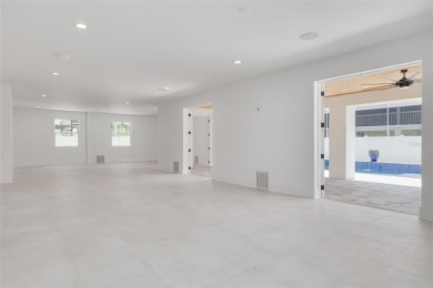 One or more photo(s) has been virtually staged. Newly completed