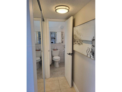 VERY BEAUTIFUL TURN KEY REMODELED 1 BEDROOM 1 BATHROOM WITH A