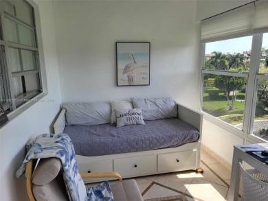 VERY BEAUTIFUL TURN KEY REMODELED 1 BEDROOM 1 BATHROOM WITH A