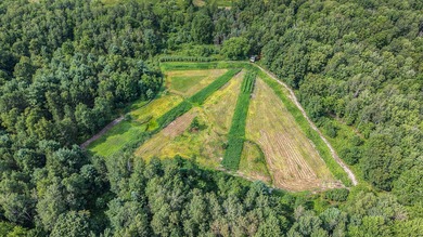 If you're looking for the perfect hunting retreat with all the