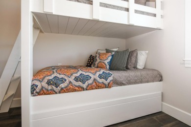 STUNNING ESTATE ON LIDO KEY!!! WELCOME TO YOUR COASTAL DREAM